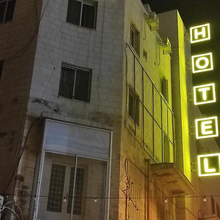 Orient Hotel Nablus Luaran gambar