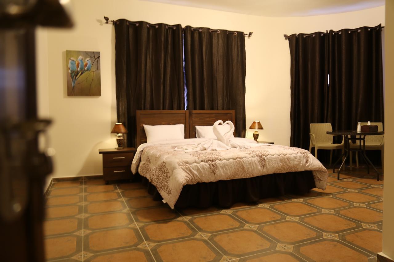 Orient Hotel Nablus Luaran gambar