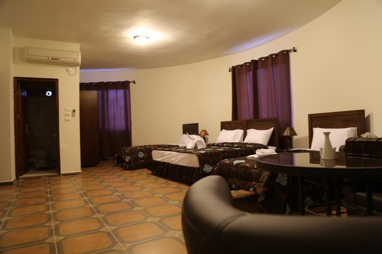 Orient Hotel Nablus Luaran gambar