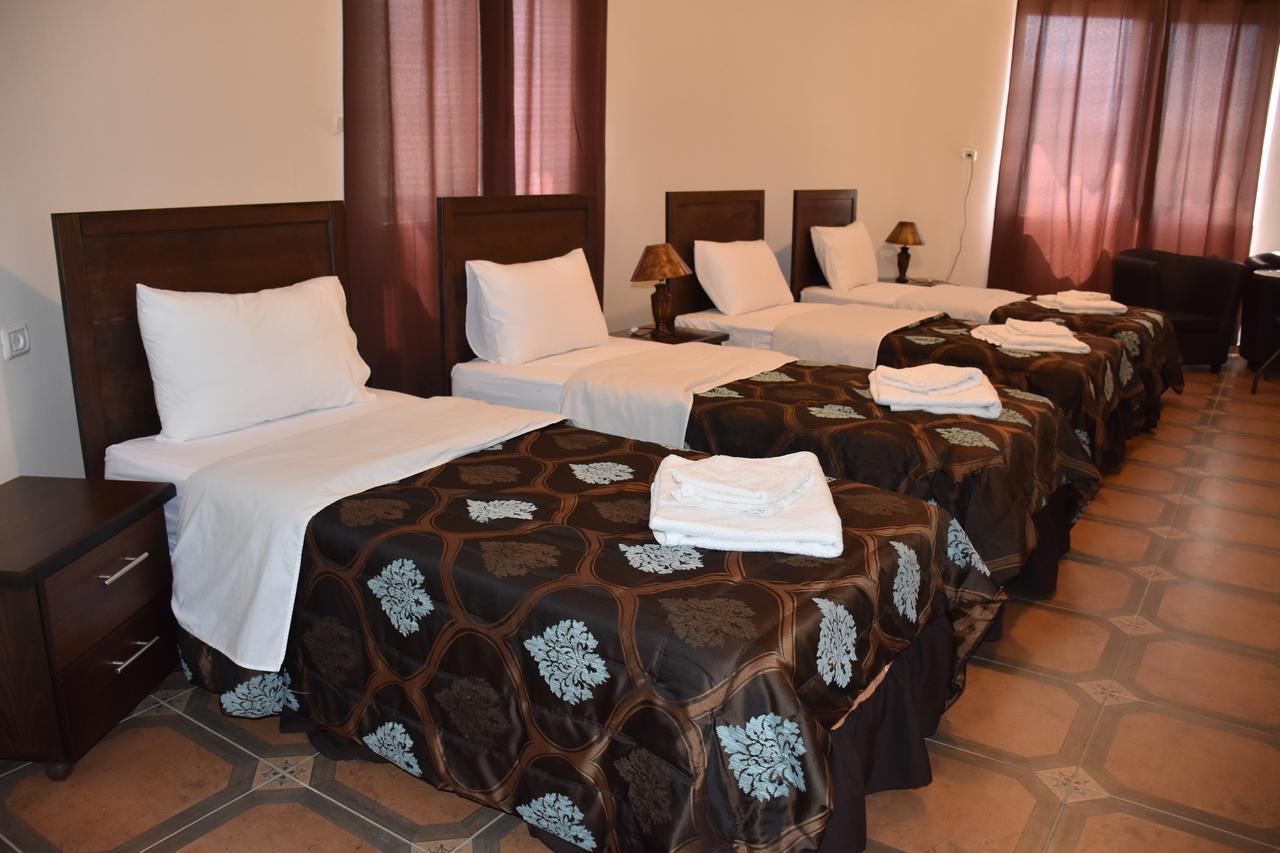 Orient Hotel Nablus Luaran gambar