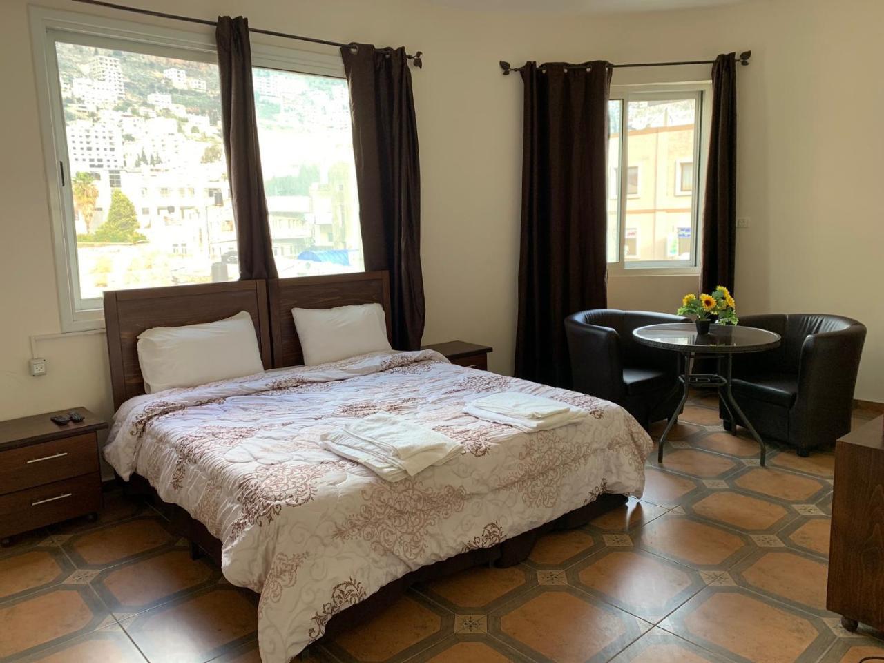 Orient Hotel Nablus Luaran gambar